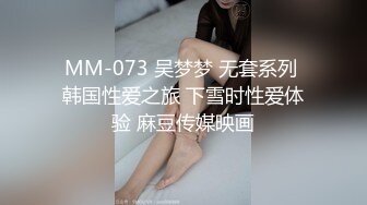 【清纯少妇致命诱惑】绿帽男偷拍老婆，30岁极品小少妇，柳腰轻摆，妩媚浪骚，红色高跟，白皙肌肤，后入