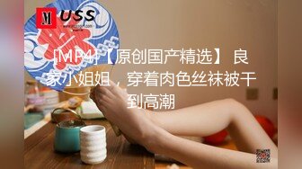 极品女神嫩妹！清纯可爱萝莉风露脸福利姬【小鹿酱】土豪定制第三季，剃毛 双头龙 做爱 双管齐下高潮喷水 相当壮观 (6)