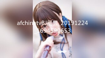 【超推荐❤️极品反差婊】颜值清纯嫩女友『萝莉女友』口交啪啪私拍流出 强制深喉啪 完美露脸 着衣啪啪篇 高清720P版