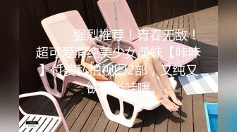 因亲姐姐不让他玩手机 还要监督他写作业,所以偷拍亲姐姐上厕所和洗澡来报复性曝光她